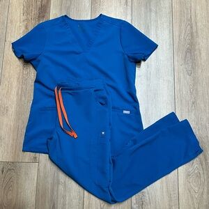 Figs Alps Blue Scrub set Casma Top Small Yola Pants Small